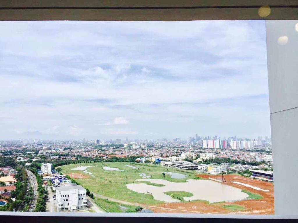 Callia Apartement Golf View Pulo Mas Jakarta Timur Exteriér fotografie
