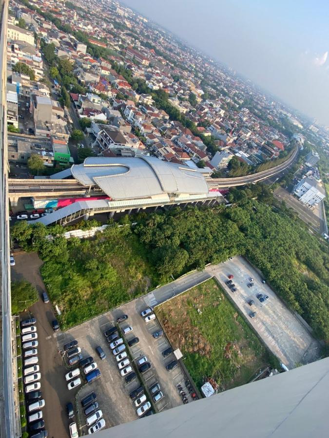 Callia Apartement Golf View Pulo Mas Jakarta Timur Exteriér fotografie