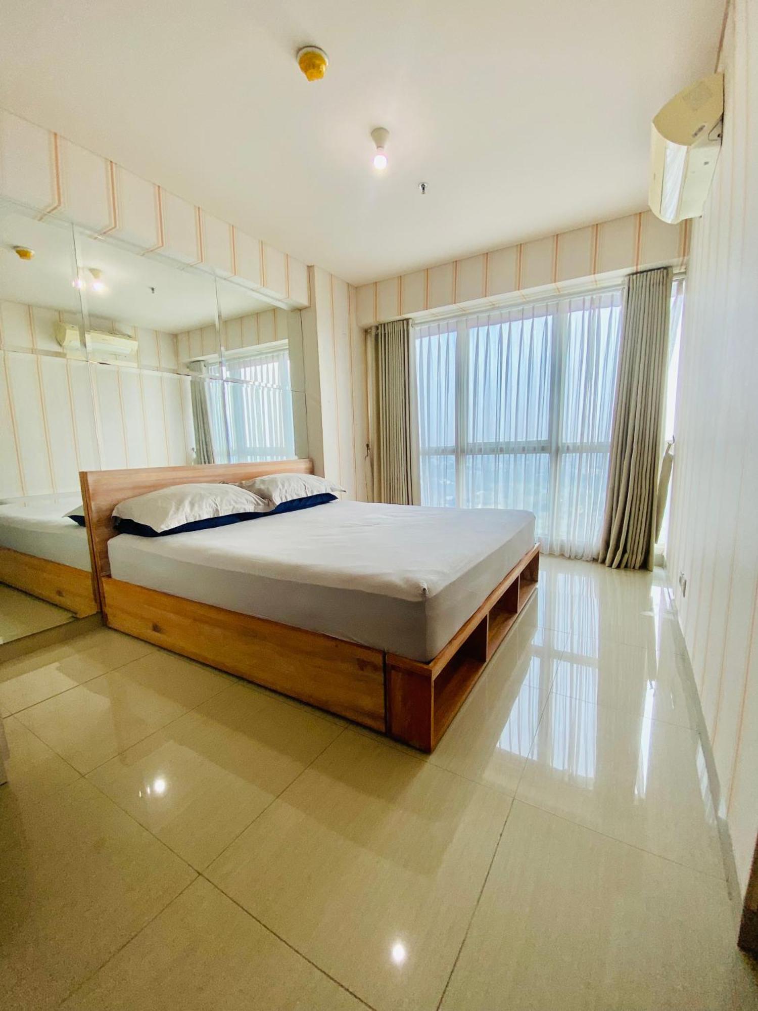 Callia Apartement Golf View Pulo Mas Jakarta Timur Exteriér fotografie